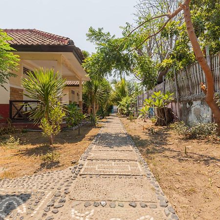 Funny Homestay 2 Gili Trawangan Exterior foto
