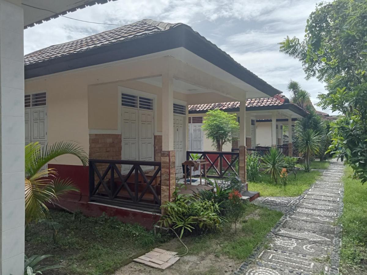 Funny Homestay 2 Gili Trawangan Exterior foto